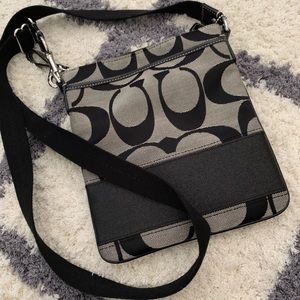 Coach Signature C Swingpack Crossbody
